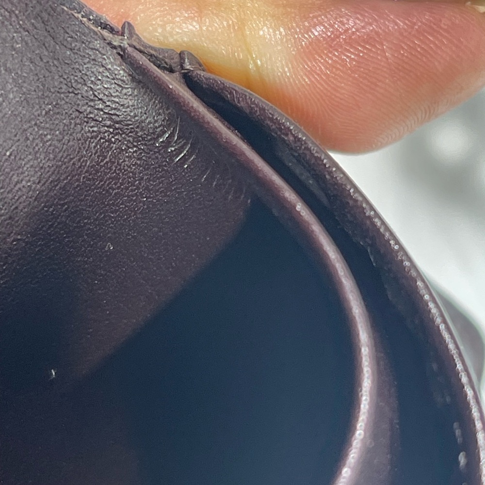 Louis Vuitton Kisslock Wallet in Amarante, preloved. - Picture 11 of 16